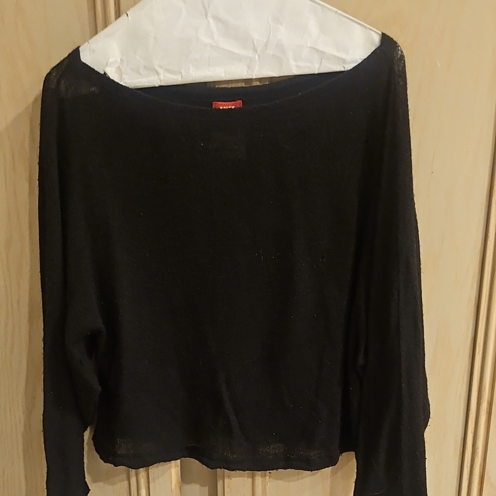 Black Long Sleeve Y2K Top